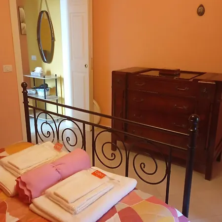 Flores Home, Vintage & Comfort Near City Center, Navigli, Bocconi Milan Exterior photo