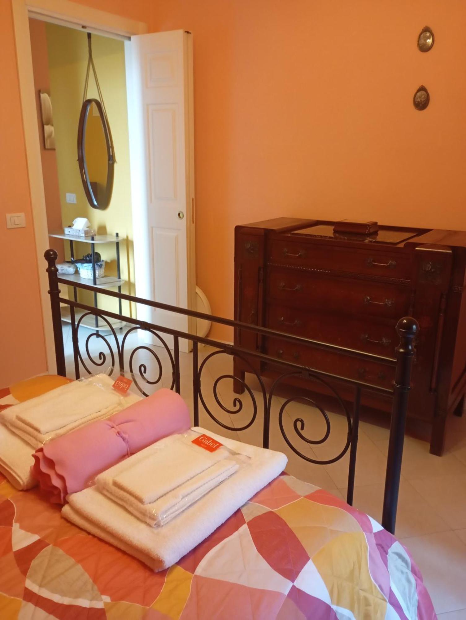Apartment Flores Home, Vintage & Comfort Near Center, Navigli, Bocconi Mailand
