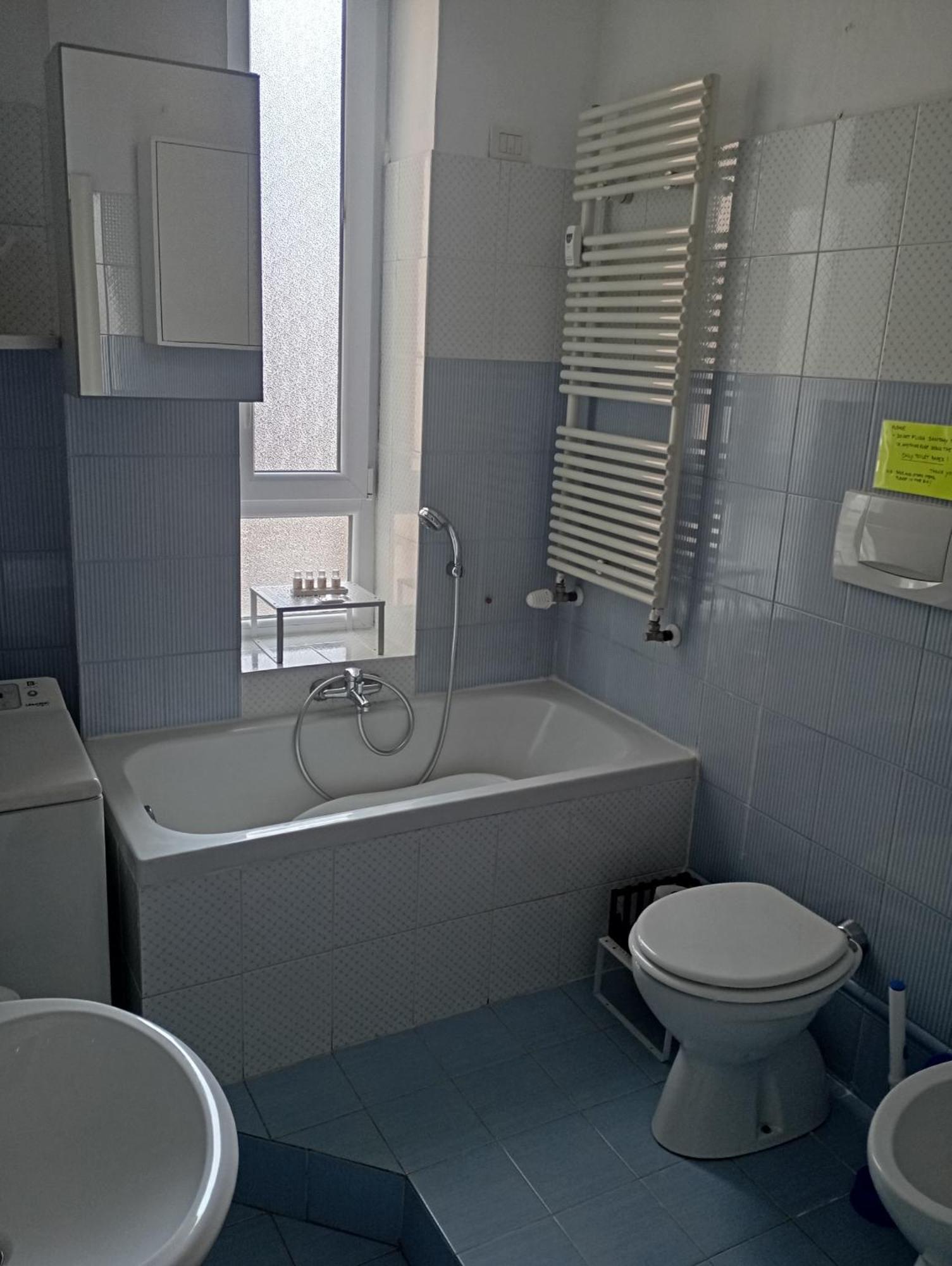 Apartment Flores Home, Vintage & Comfort Near Center, Navigli, Bocconi