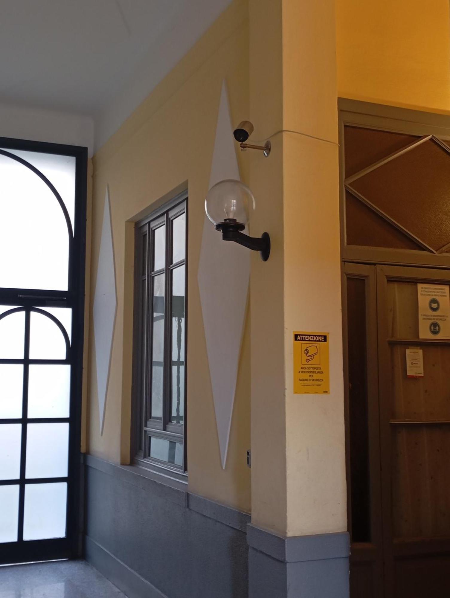 Apartment Flores Home, Vintage & Comfort Near Center, Navigli, Bocconi *